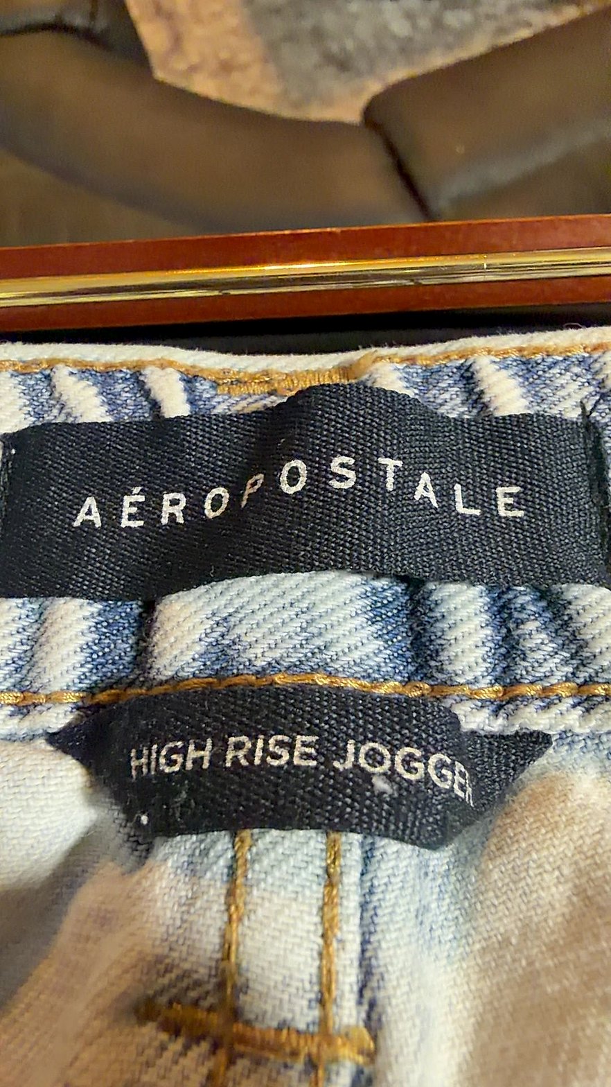 Aéropostale High Rise Denim Cargo Joggers, Light Acid Wash