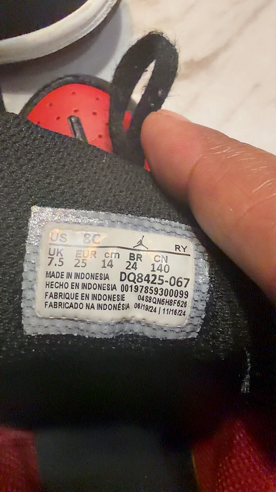 Air Jordan 1 Mid Toddler 'Bred' Black Red Sneakers Size 8C
