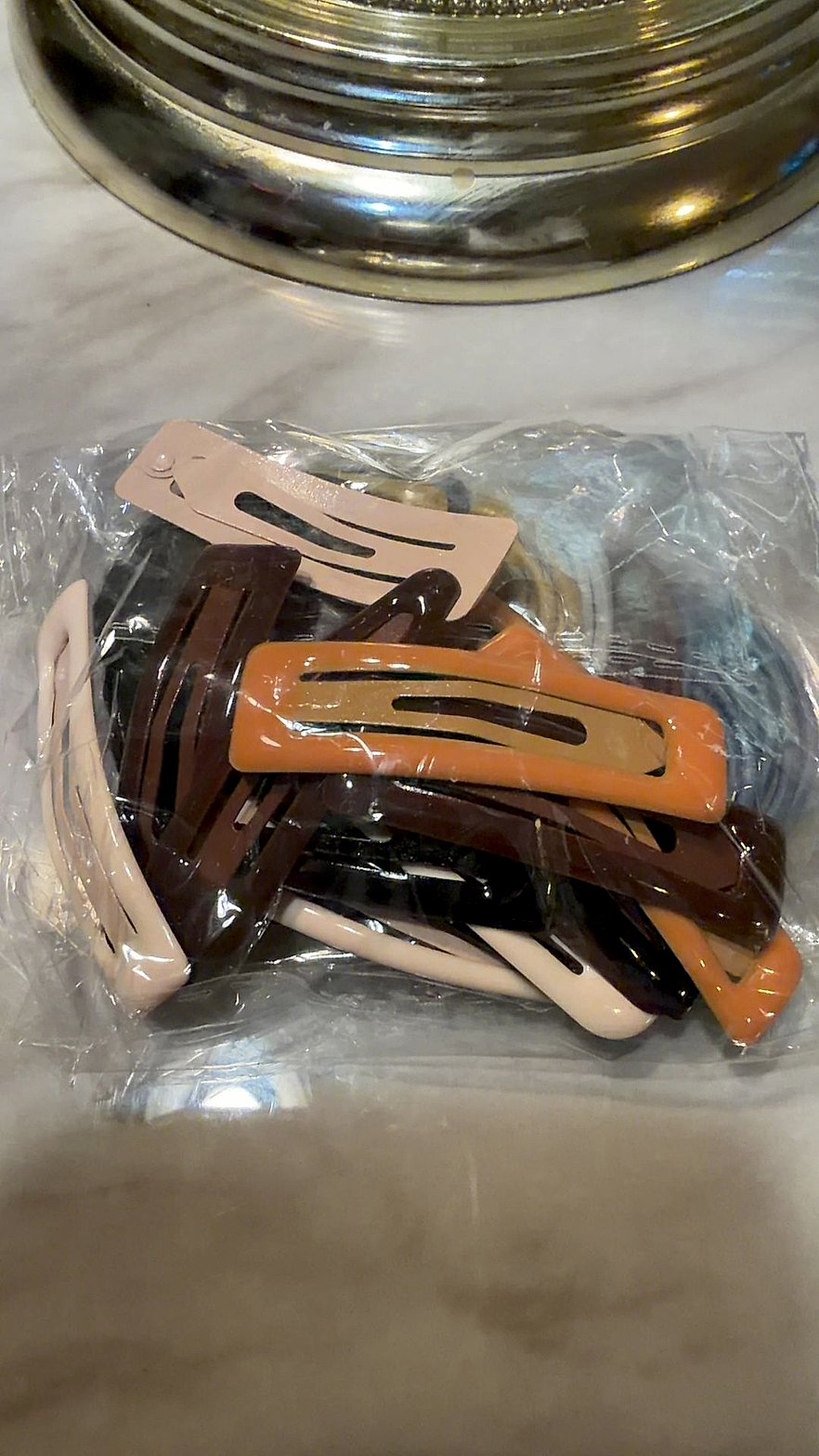 Assorted Snap Hair Clips and Elastic Hair Tie Bundle in Neutral Tones