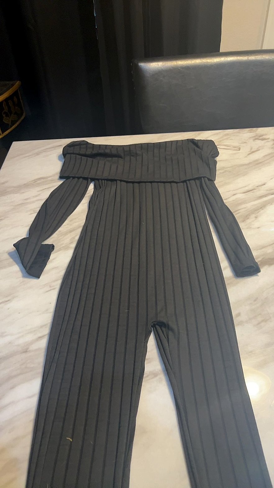 Black Ribbed Knit Off-Shoulder Long Sleeve Jumpsuit