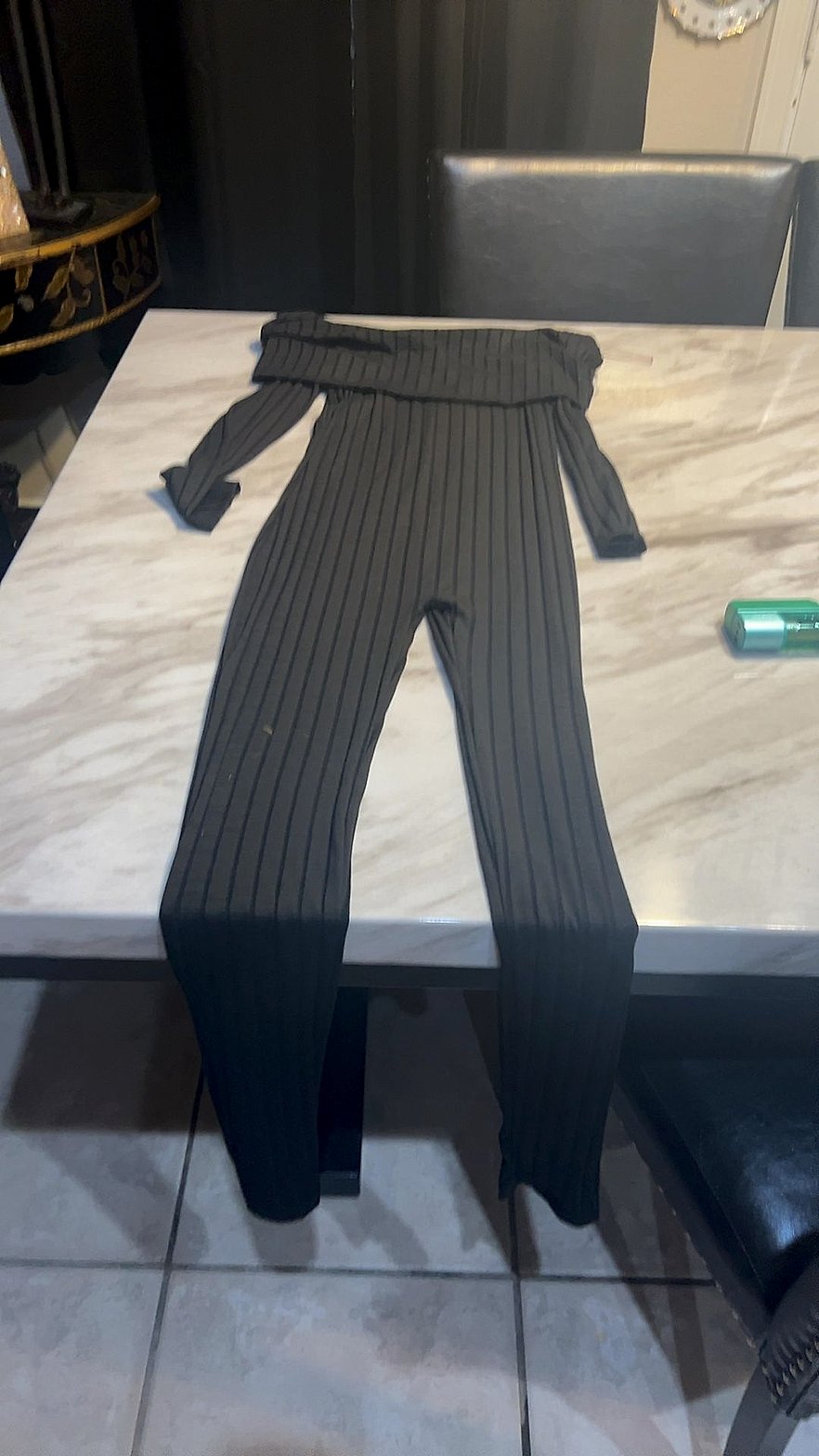 Black Ribbed Knit Off-Shoulder Long Sleeve Jumpsuit