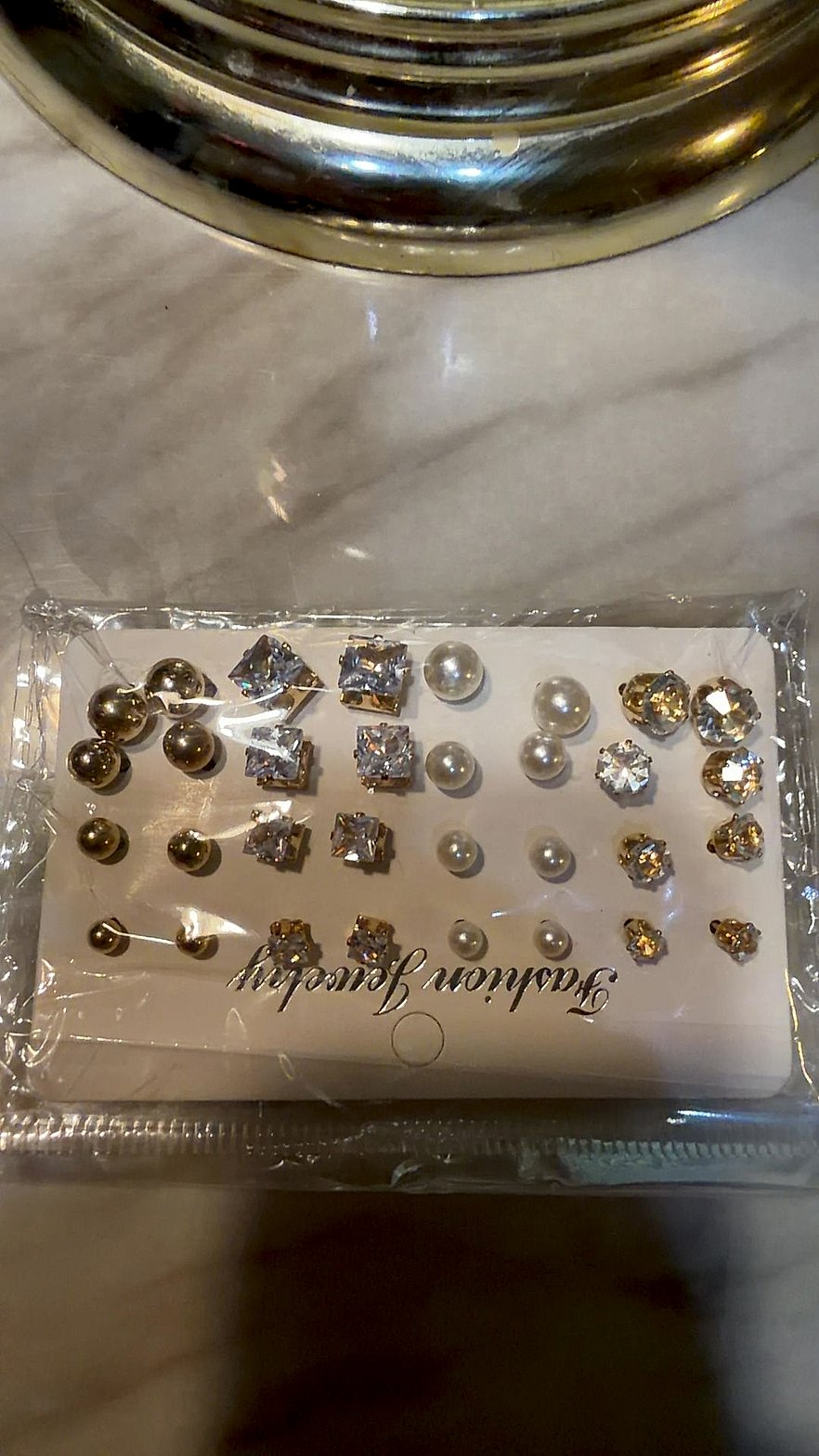 Fashion Jewelry 12-Pair Stud Earring Set (Gold Tone, CZ, Faux Pearl, Rhinestone)