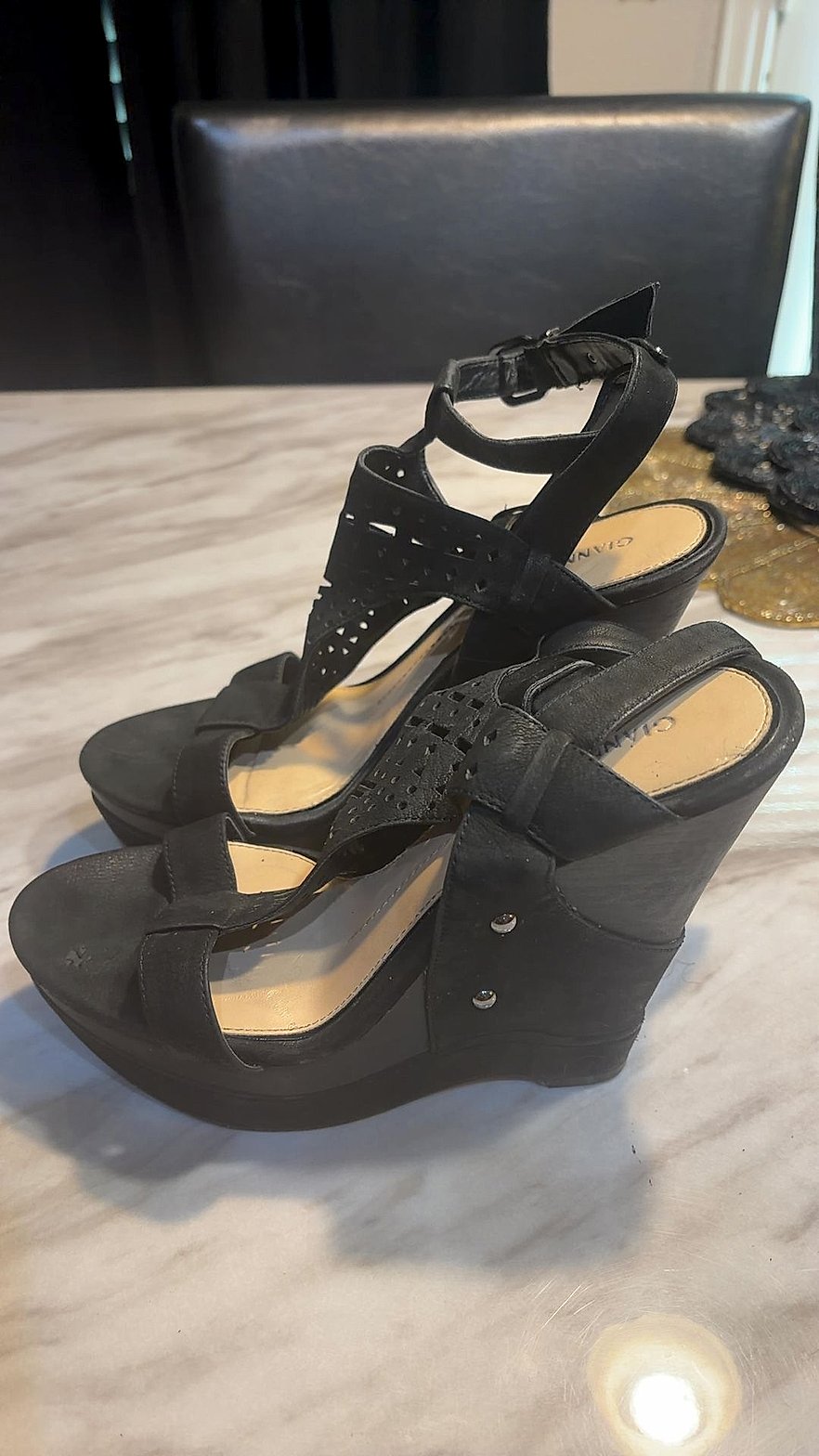 Gianni Bini Black Leather Cutout Platform Wedge Sandals