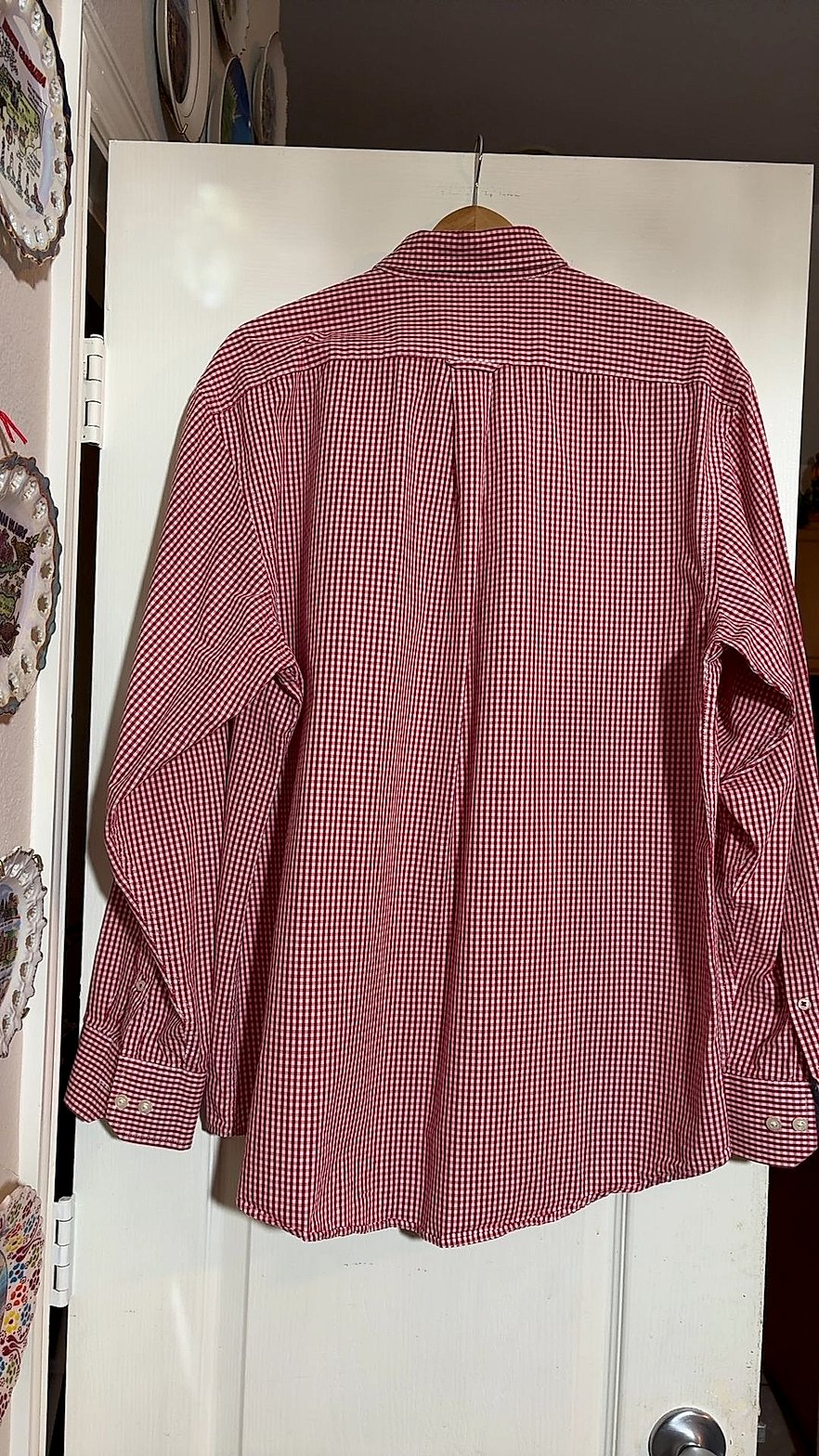 IZOD Men's Red Gingham Check Long-Sleeve Button-Down Shirt, Size L