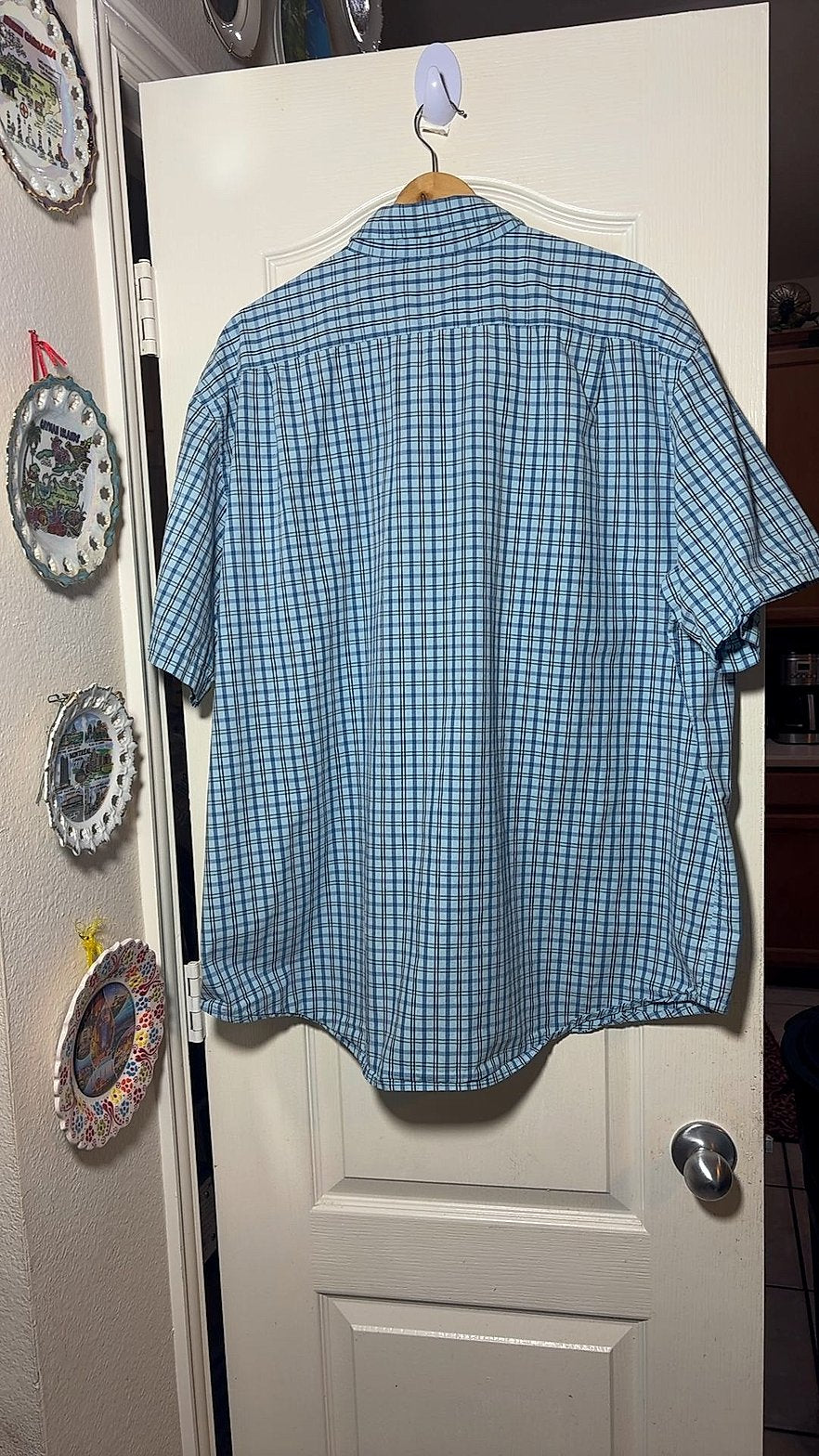IZOD Men's Short Sleeve Button-Down Plaid Shirt, Light Blue/Navy Check, Size XXL