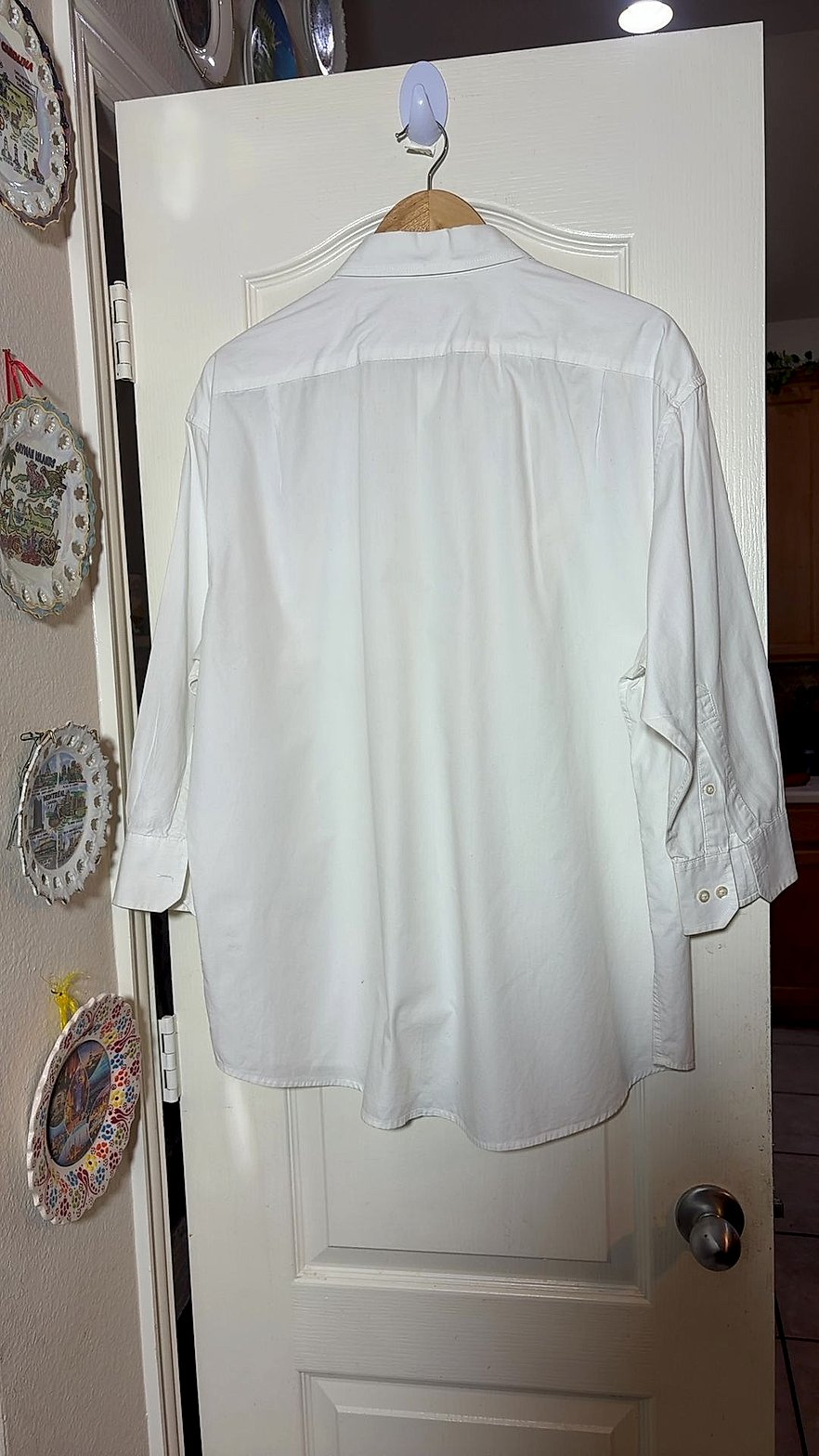 IZOD Men's White Long-Sleeve Button-Up Dress Shirt, Size XL