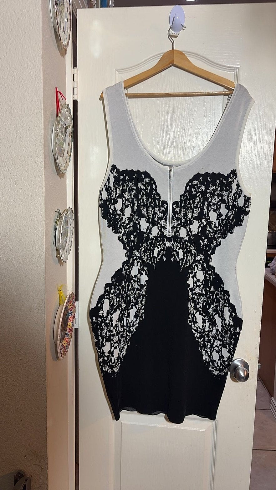 Lane Bryant Black & White Lace Print Sleeveless Bodycon Sweater Dress, Size 14/16