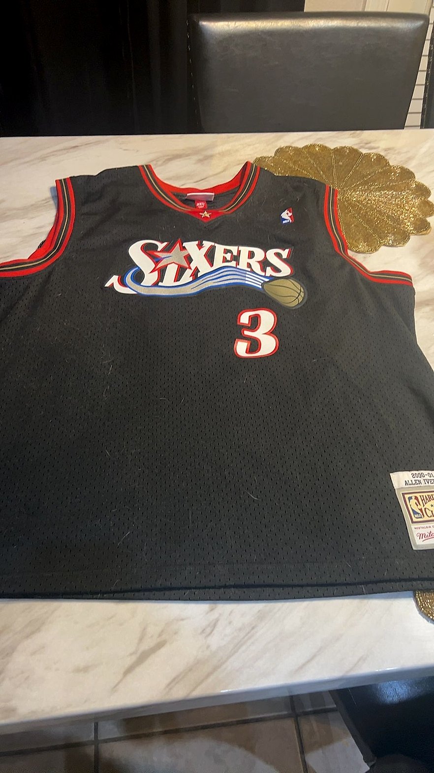 Mitchell & Ness Allen Iverson 76ers 2000-01 Hardwood Classics Swingman Jersey #3