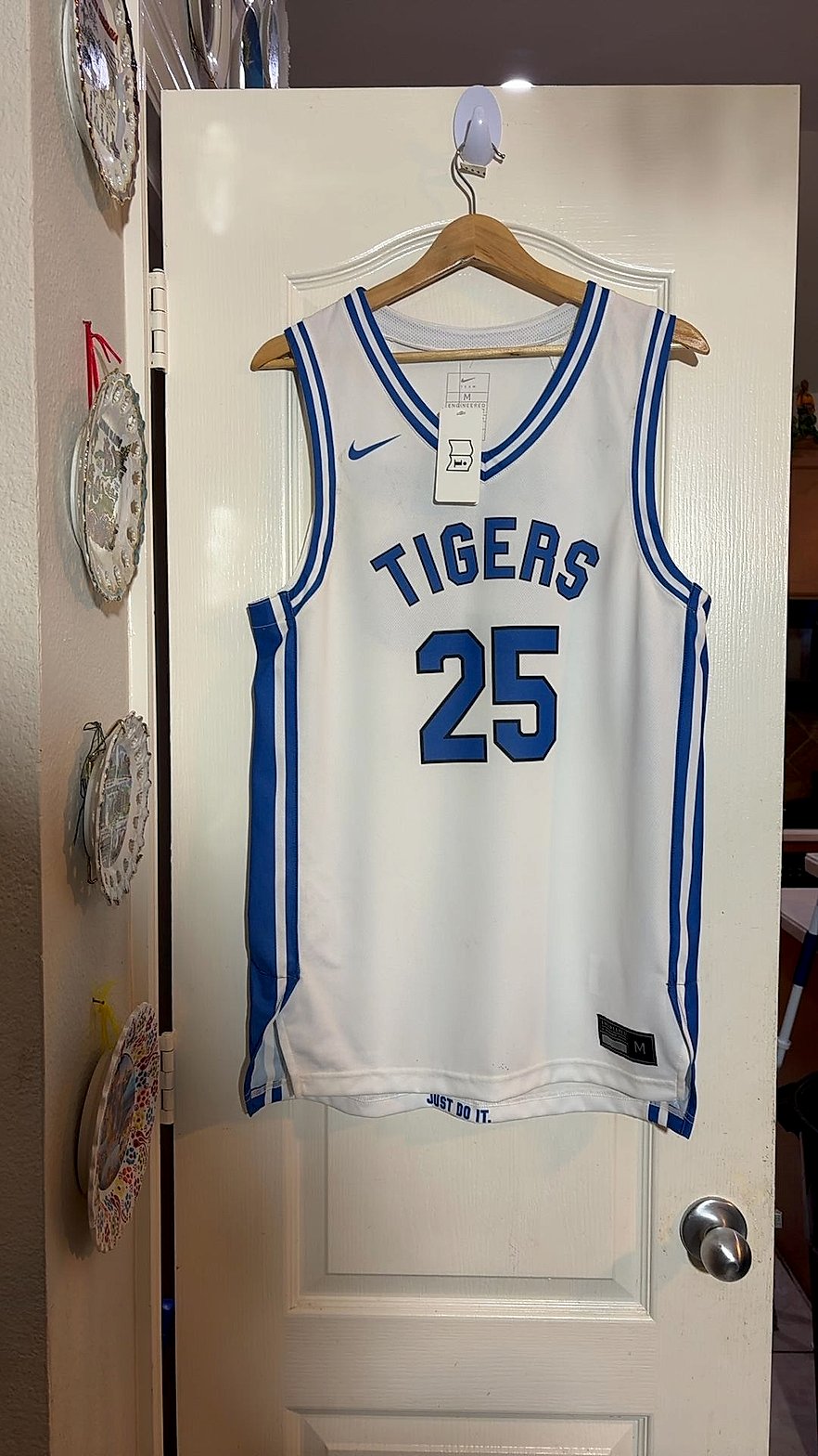 Nike Team Tigers #25 Basketball Jersey Size M White Stitched Mesh Excellent