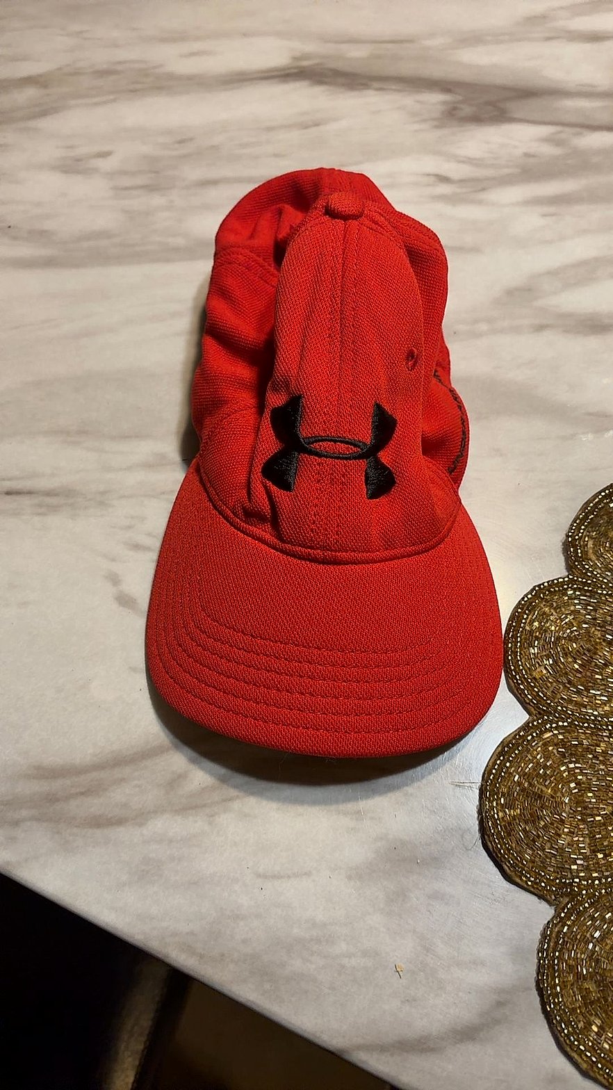 Under Armour Red Stretch-Fit Baseball Cap, Size LG/XL