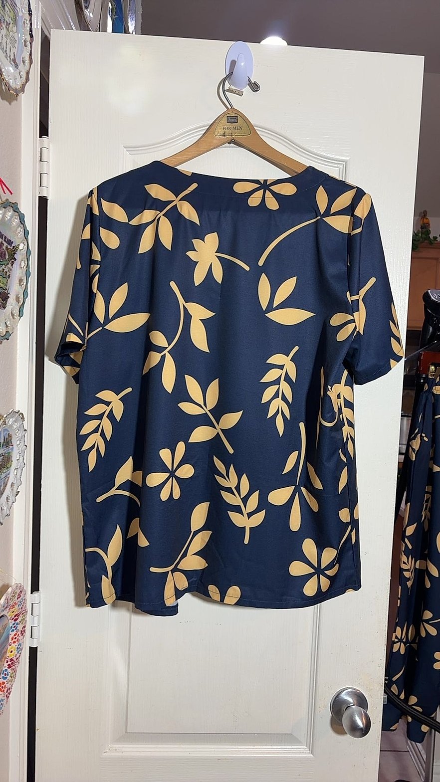 Vintage Hawaiian Print 2-Piece Set — Navy & Tan Floral Open Blouse and Elastic-Waist Pants