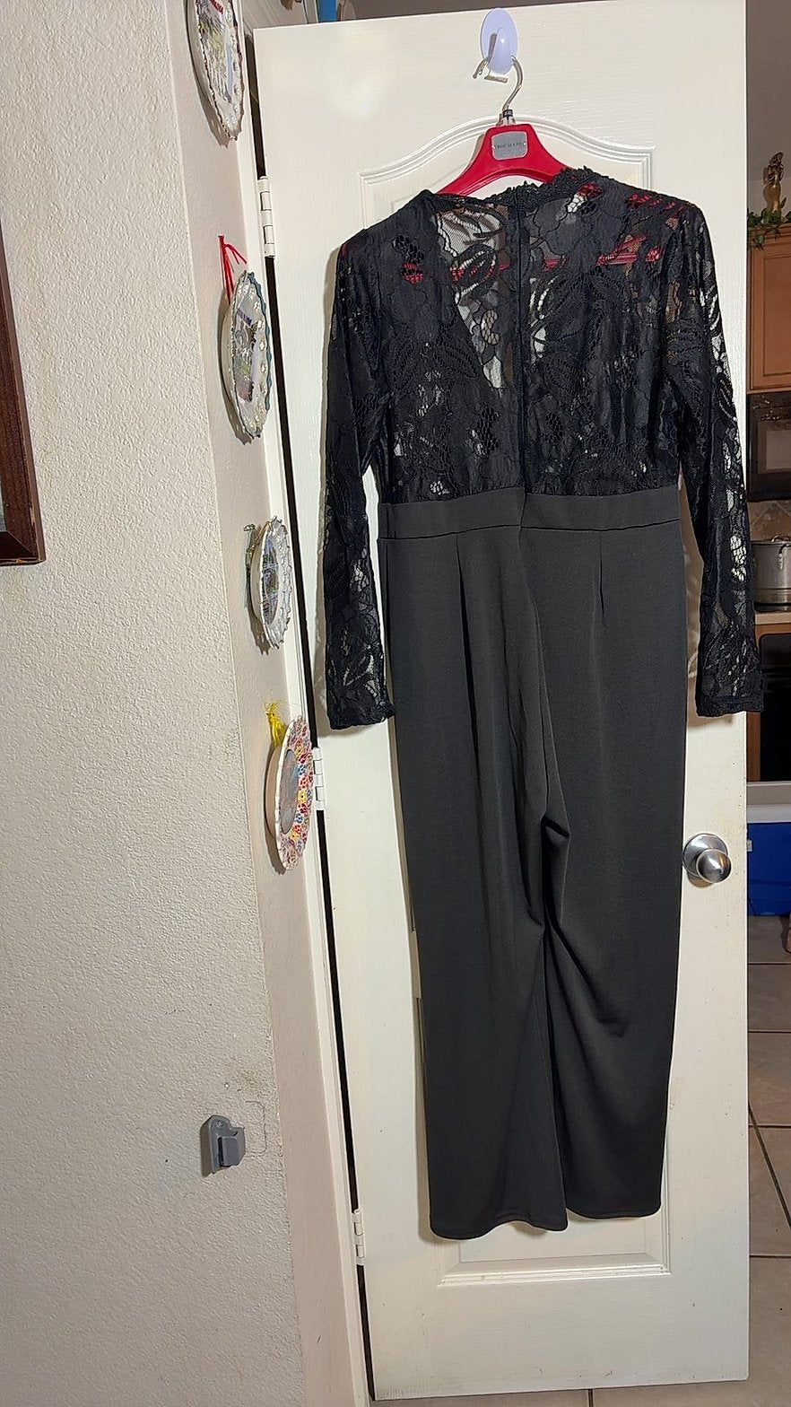 Women's Black Lace Long Sleeve V-Neck Wide Leg Jumpsuit, Size 2XL