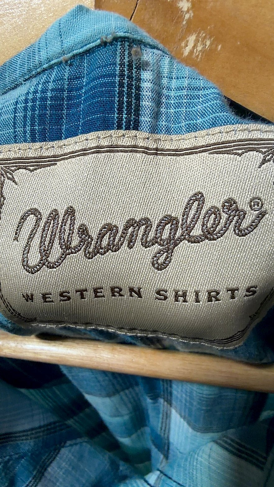 Wrangler Western Shirts Men's Short Sleeve Pearl Snap Plaid Shirt, Teal/Blue