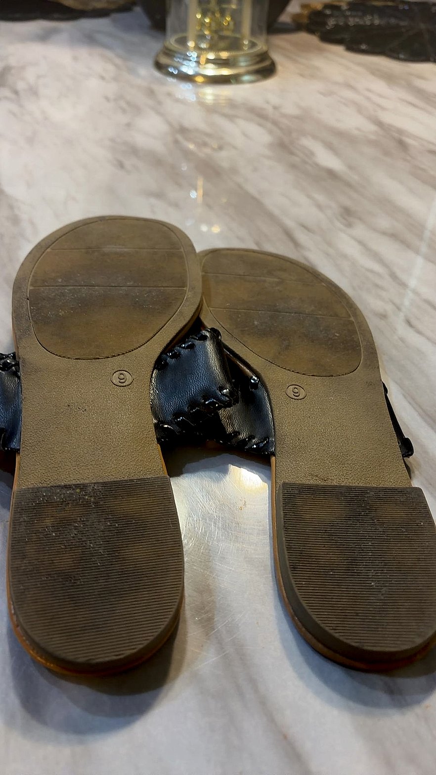 Y-Not? Black Whipstitch Rosette Thong Sandals, Women's Size 9